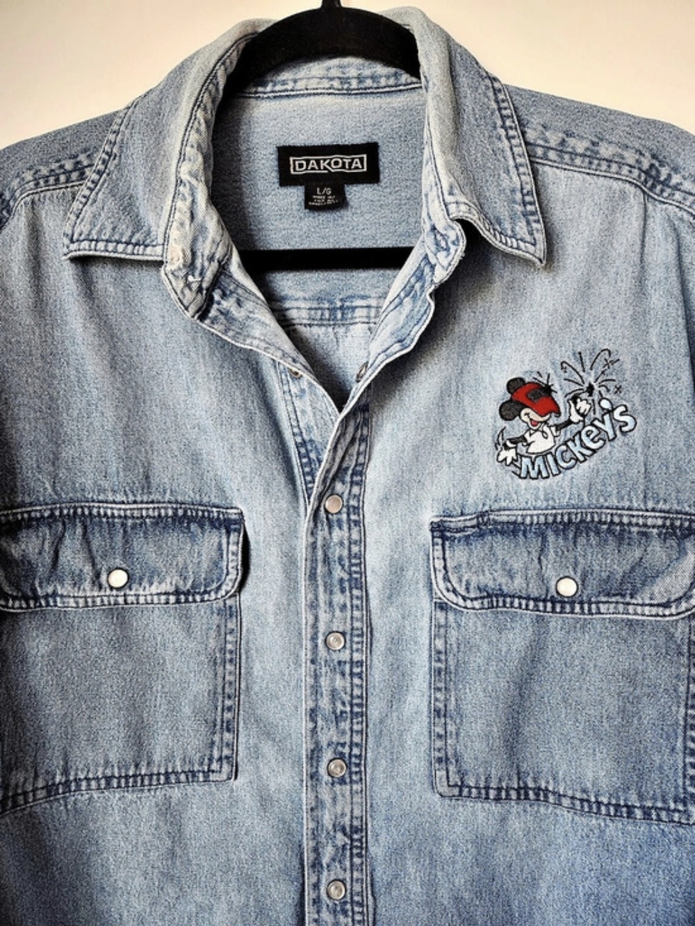 Mickey's Embroidered Patch Mickey Mouse Welding Denim Jacket